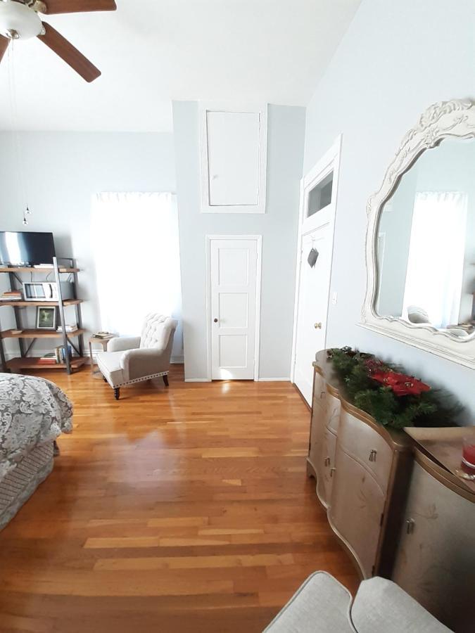 Queens Chamber W King Heavenly Bed At Nottingham Place In Wise Exterior photo