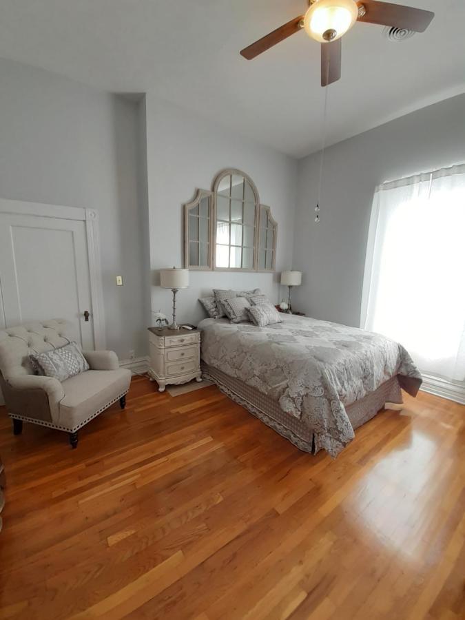 Queens Chamber W King Heavenly Bed At Nottingham Place In Wise Exterior photo